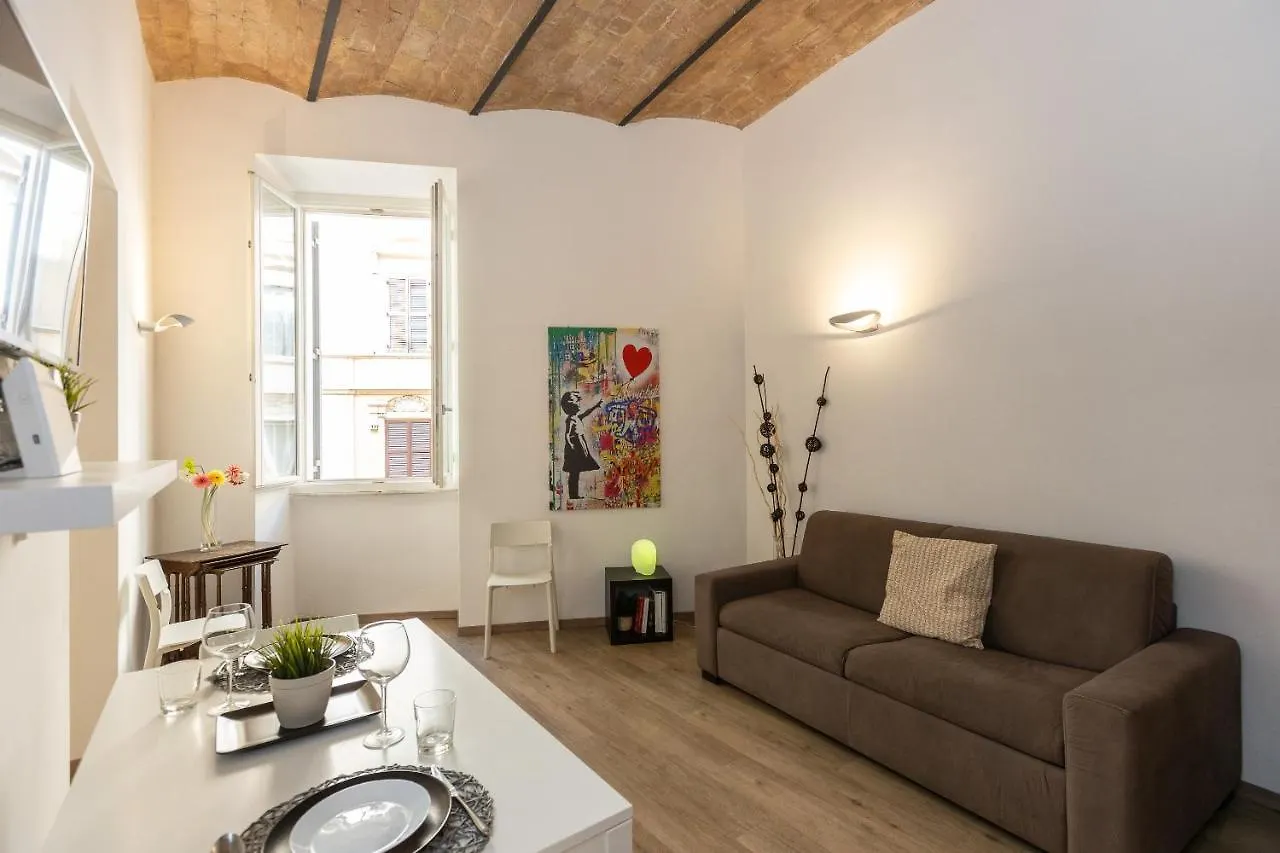 Sant'Angelo-Rental In Rome Apartment
