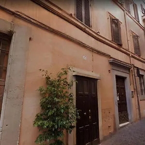 Entire Building With 4 Near The Colosseum Apartment