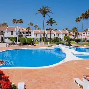 504-parque-santiago-ii-first-line-to-the-beach.in-canary-islands.com/
